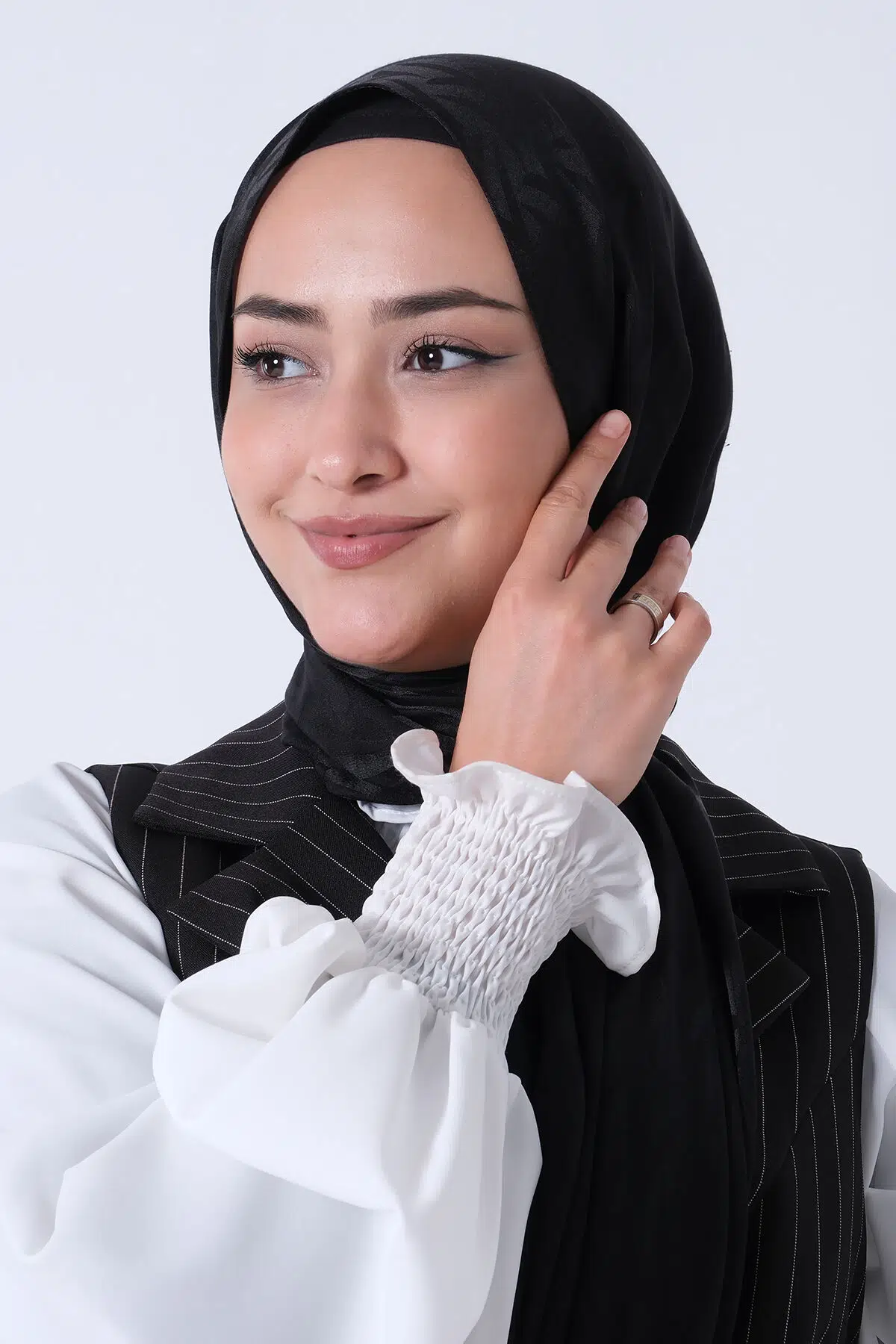 1246 HAREM ELA JAKAR ŞAL - SİYAH