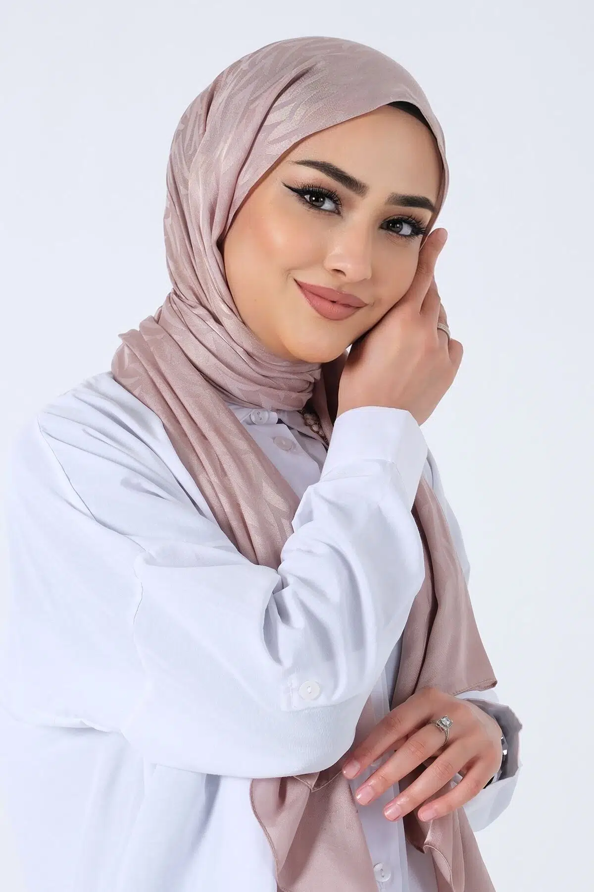 1246 HAREM ELA JAKAR ŞAL - K.BEJ