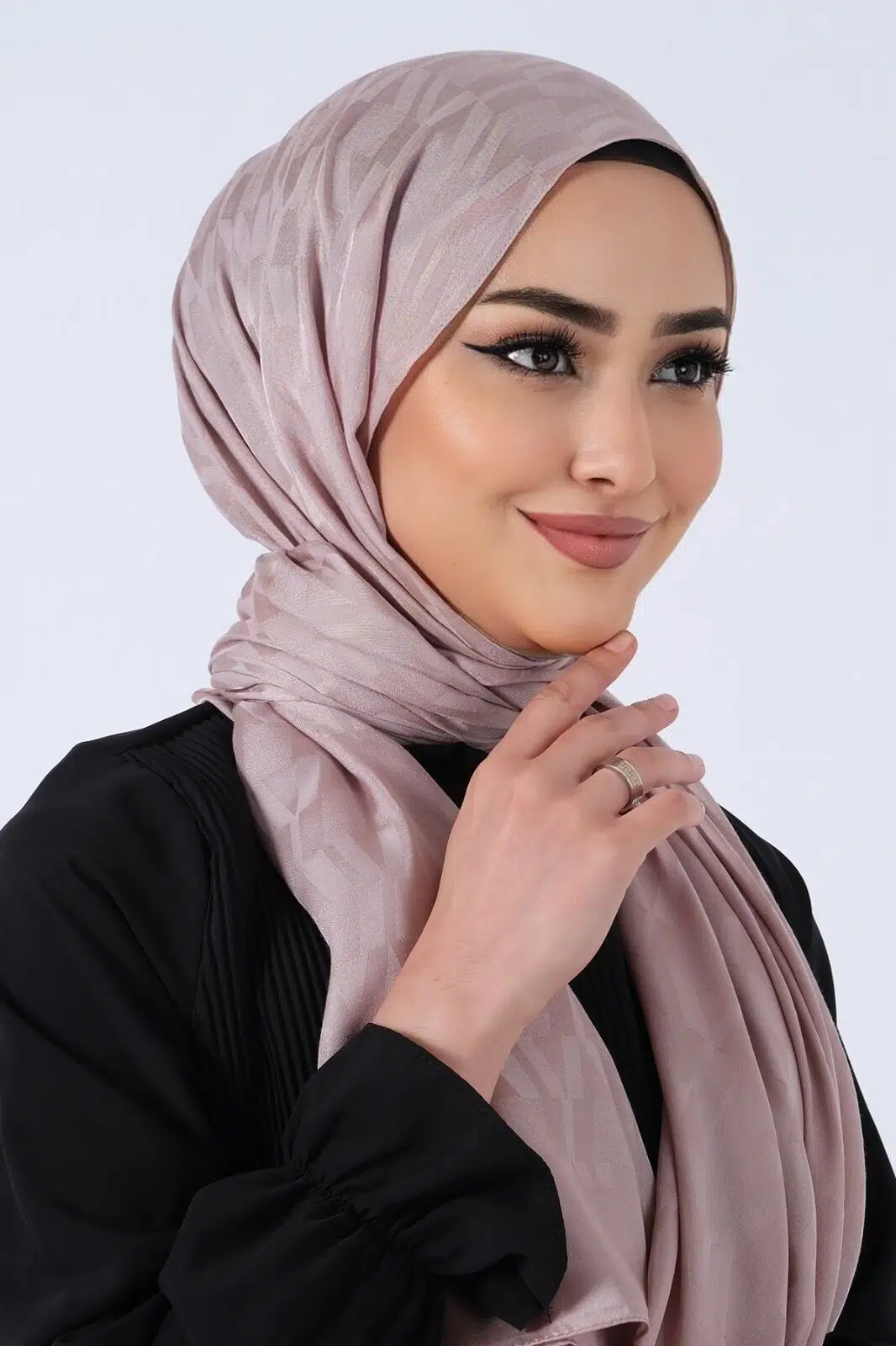 1249 HAREM ESİLA JAKAR EŞARP - VİZON