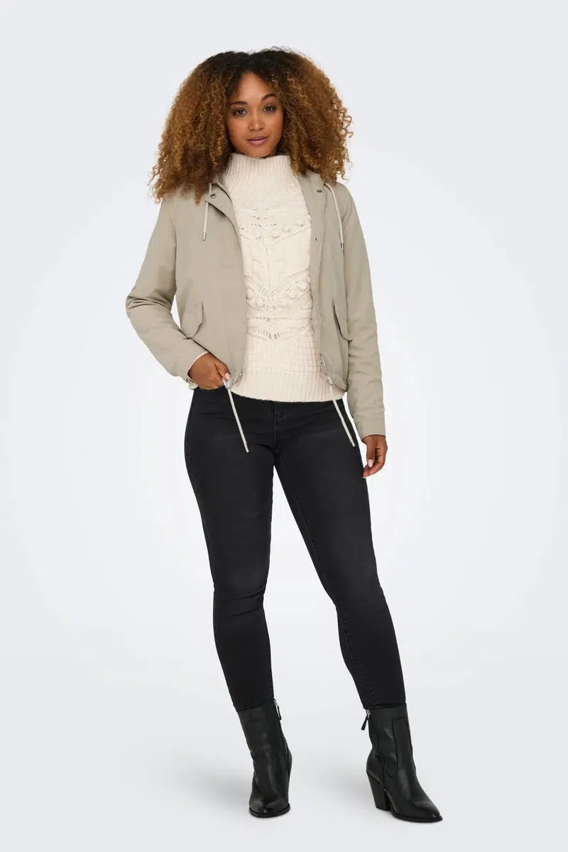 15218613 ONLSKYLAR HOOD SPRING JACKET CC OTW - WHITE PEPPER