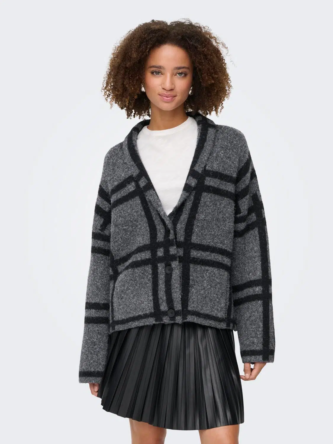 15354098 JDYLYDIA L/S V-NECK SHORT COATIGAN KNT