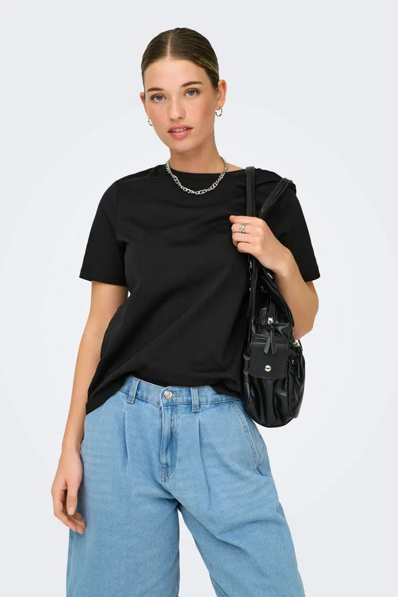 15367970 ONLFREJA S/S LUXE TOP CC JRS NOOS - BLACK