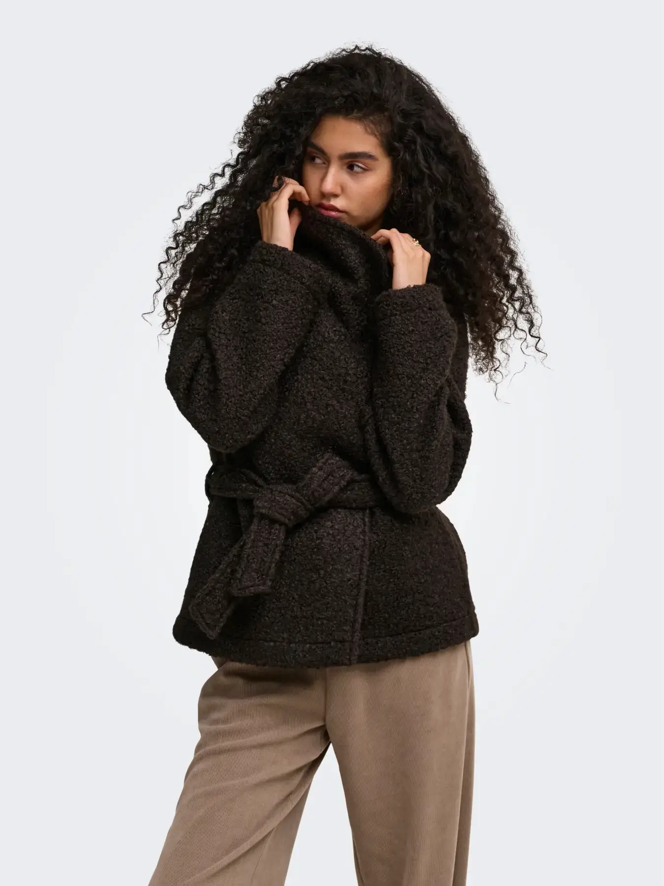 15380734 ONLVALERIA HIGH NECK JACKET CS OTW