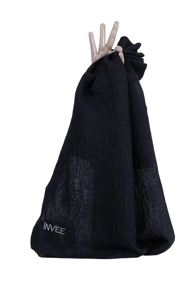 1553 İNVEE DESEN KARE EŞARP - SİYAH