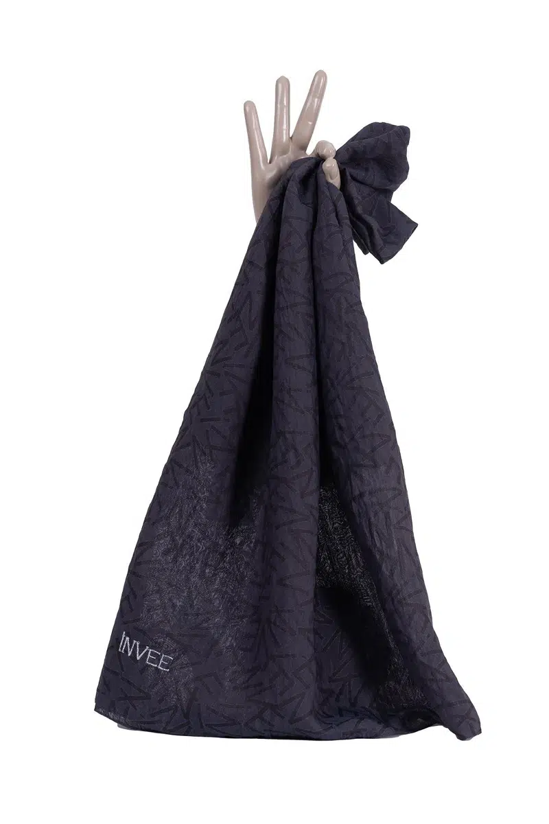 1553 İNVEE DESEN KARE EŞARP - FÜME