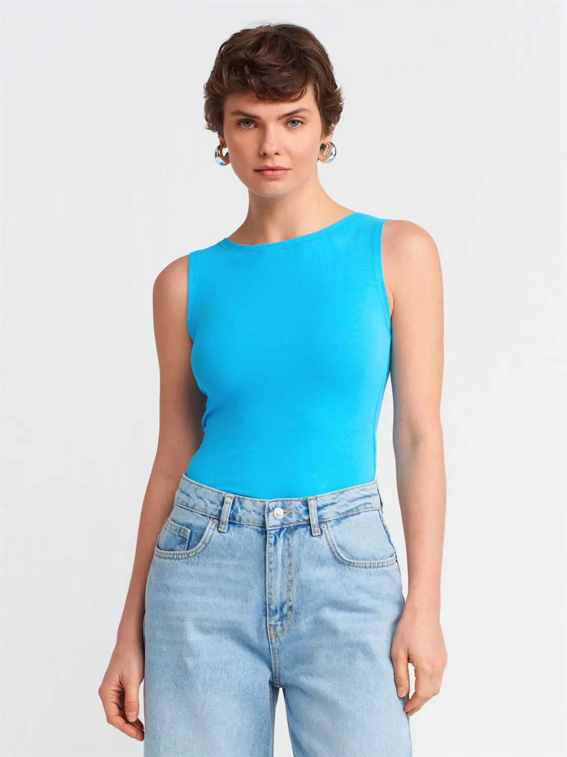 20868 DİLVİN KAYIK YAKA KOLSUZ TOP T-SHIRT - TURKUAZ