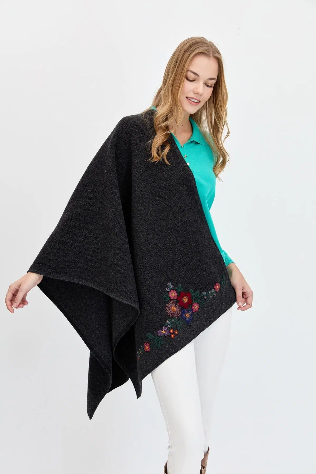 23154 DESEN ŞAL KENARI BORDÜRLÜ NAKIŞ İŞLEMELİ PİKE JAKARLI