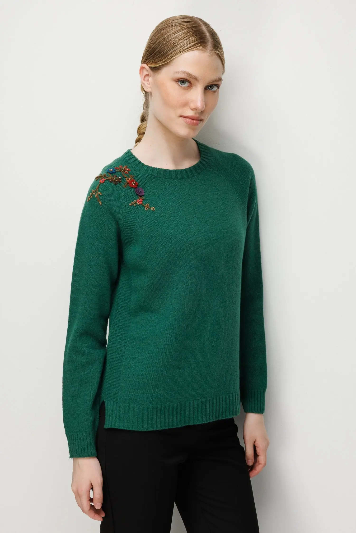 26256 DESEN TRİKO REGLAN KOL YANI LİNXLİ NAKIŞ İŞLEMLERİ S.Y KOMPLE KADIN KAZAK