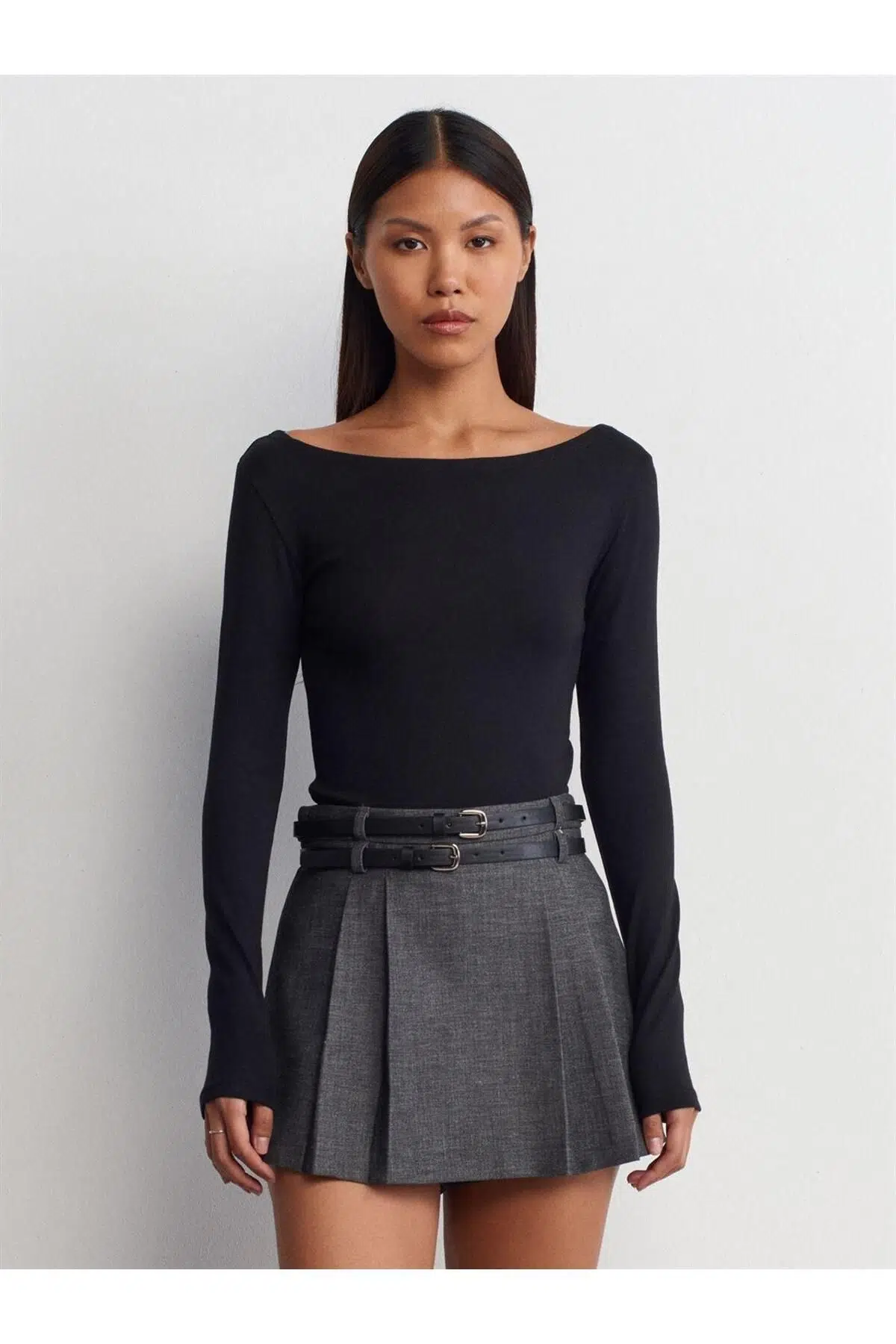 31332 DİLVİN KAYIK YAKA UZUN KOLLU TOP - SİYAH