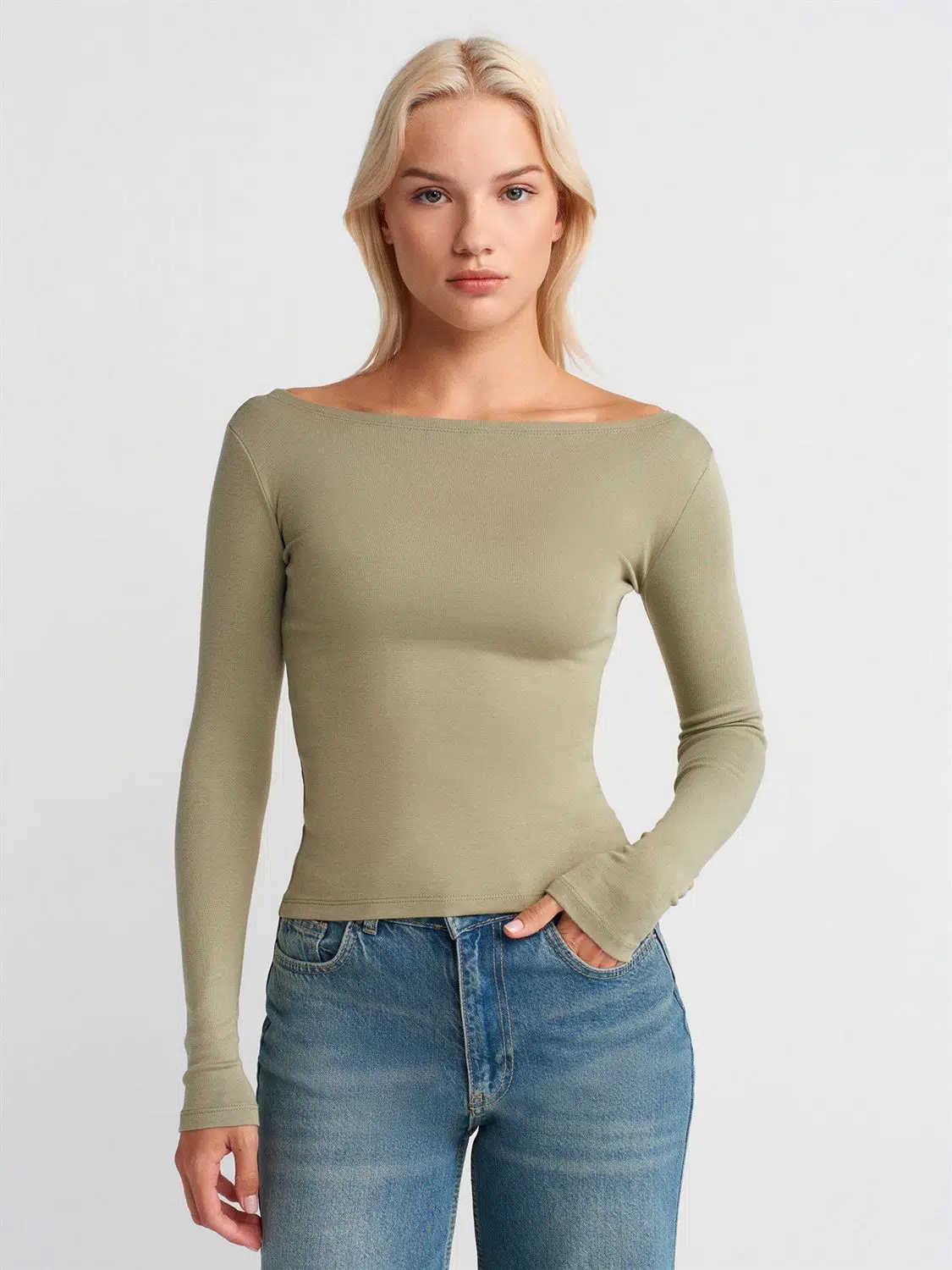 31332 DİLVİN KAYIK YAKA UZUN KOLLU TOP - ÇAĞLA