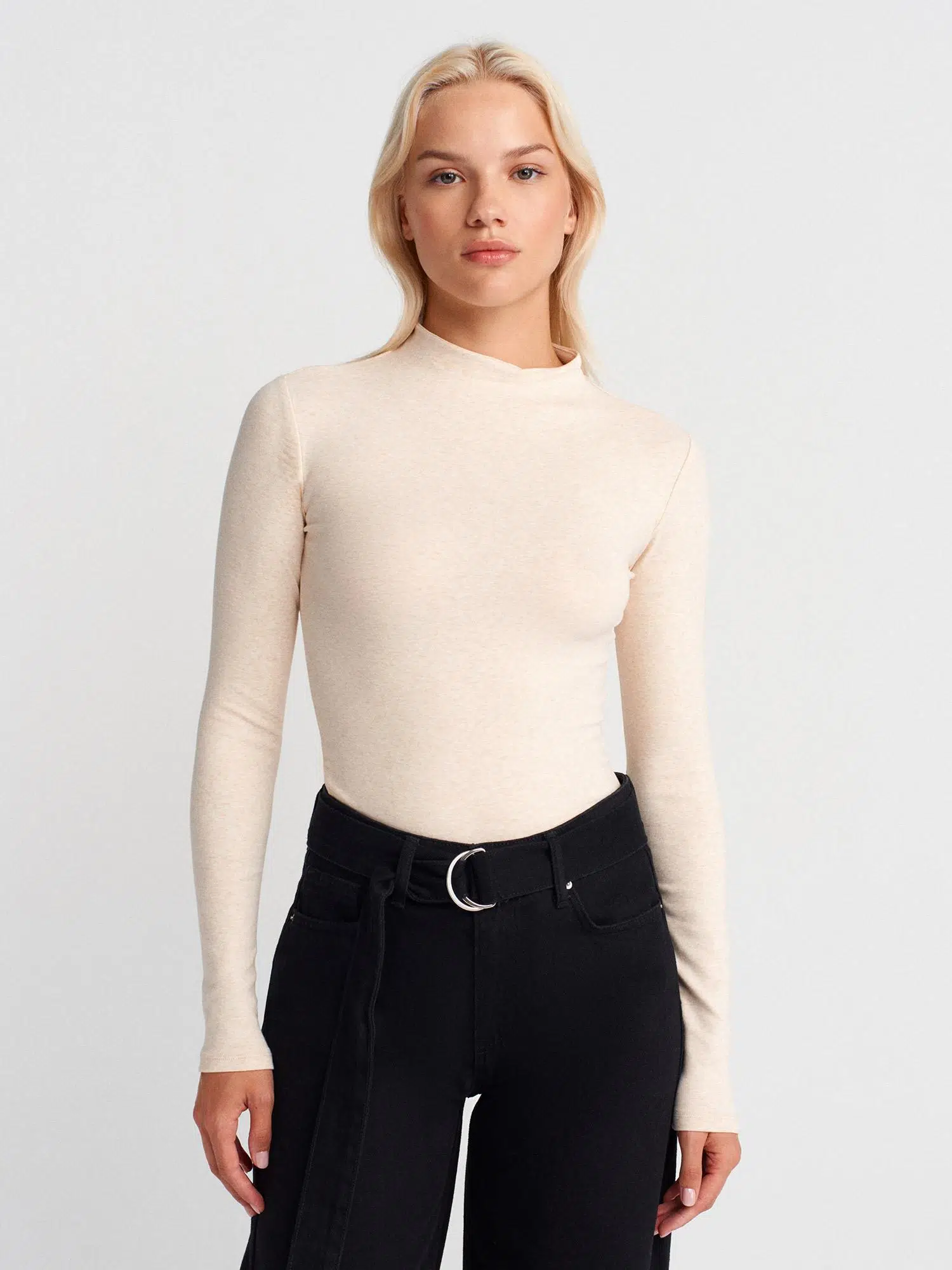 31433 DİLVİN YARIM BALIKÇI YAKA TOP