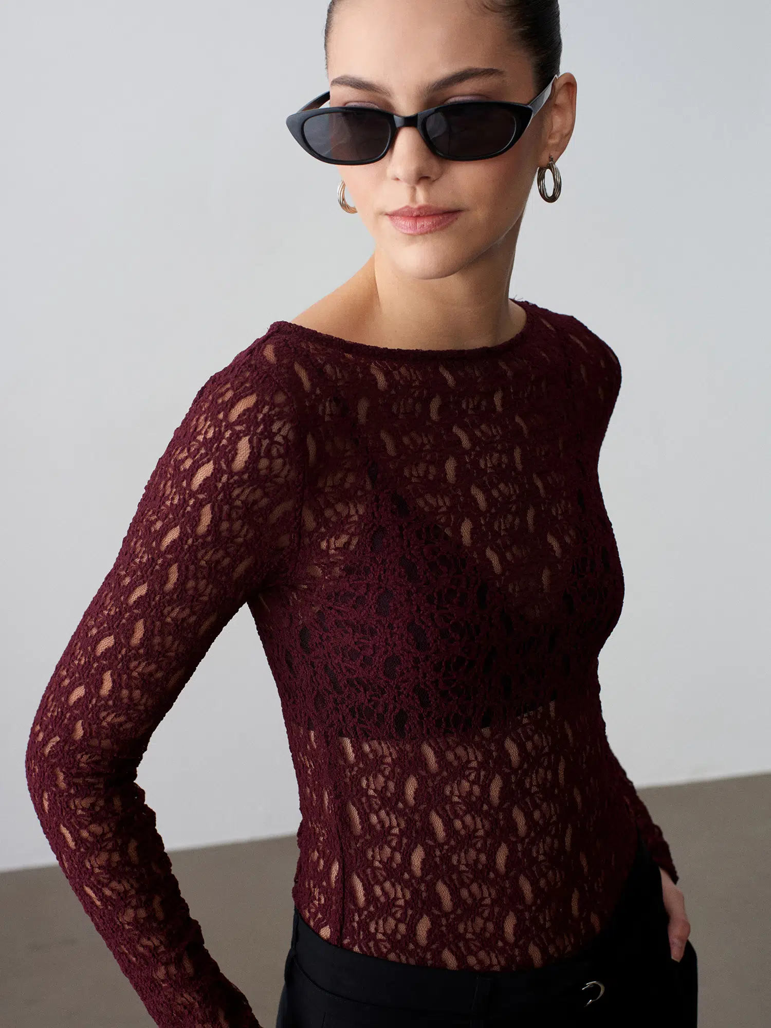 32763 DİLVİN KAYIK YAKA DANTEL TOP BLUZ