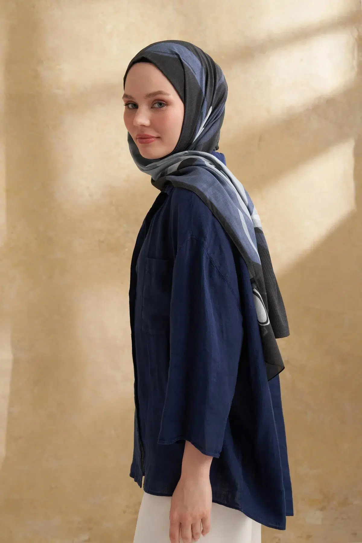 3383 ARMANDA İPEK PAMUK ŞAL DS 1 SARAH DESEN