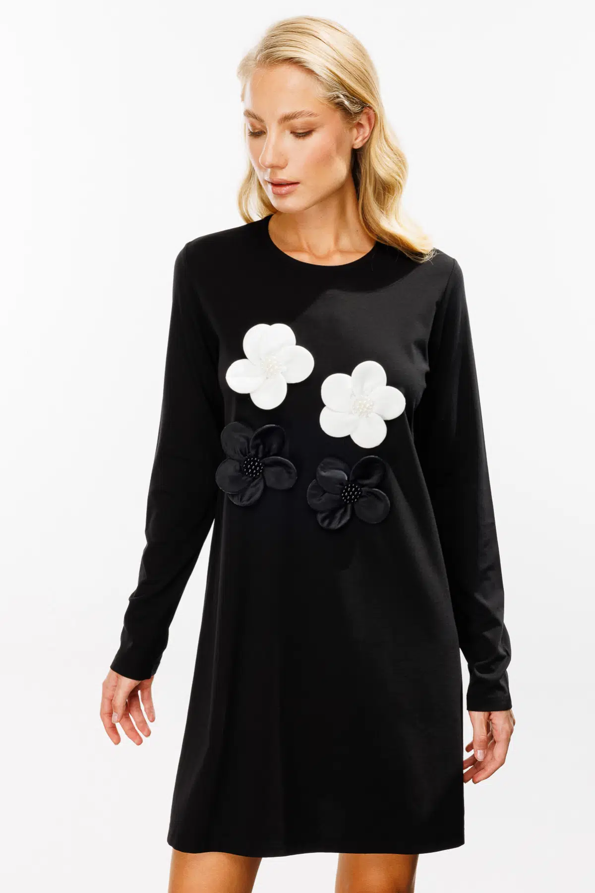 41394 ONTEKS ÖNÜ ÇİÇEKLİ SIFIR YAKA BLUZ - SİYAH