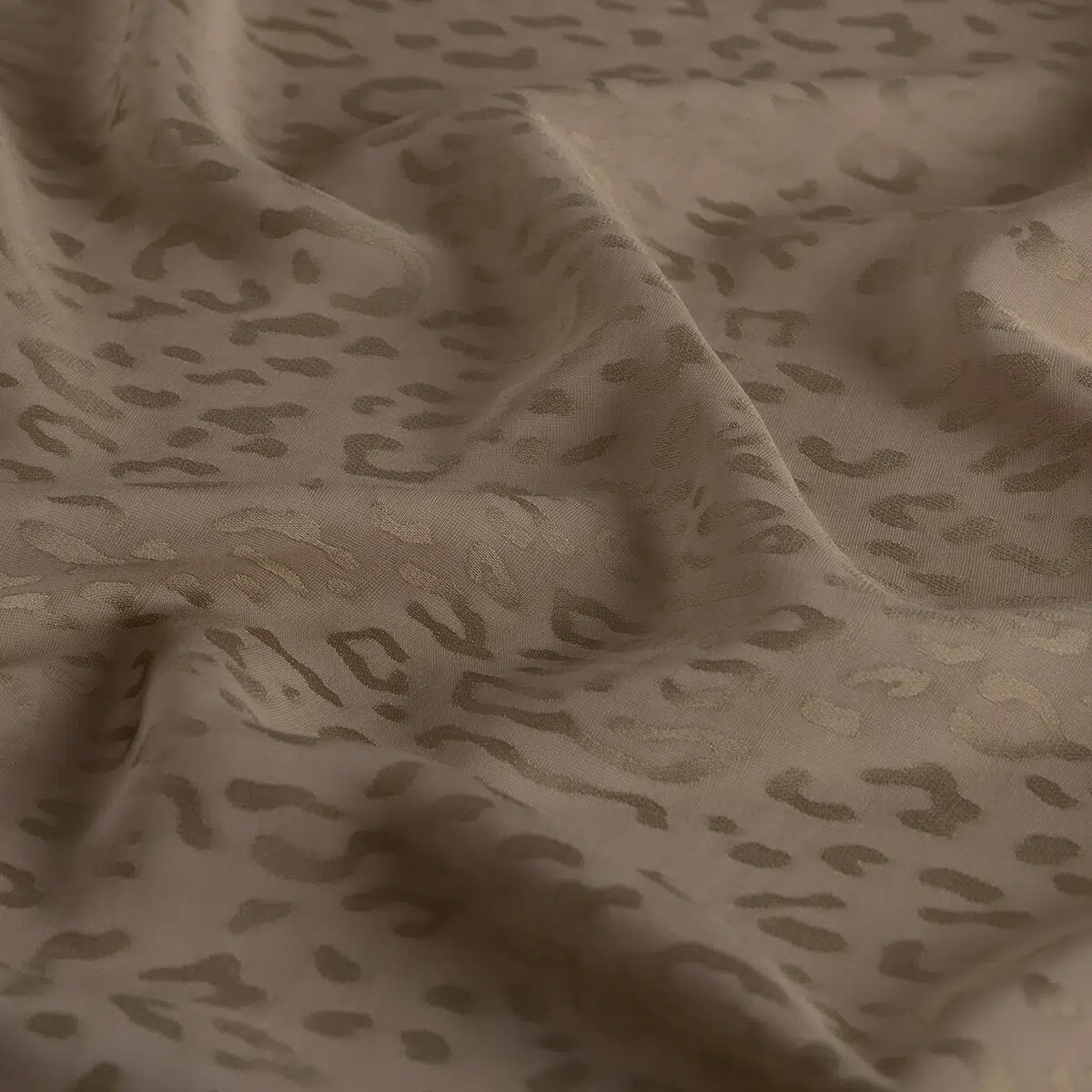 4470 İPEKEVİ DÖRT MEVSİM LEOPAR DESENLİ MONOGRAM ŞAL