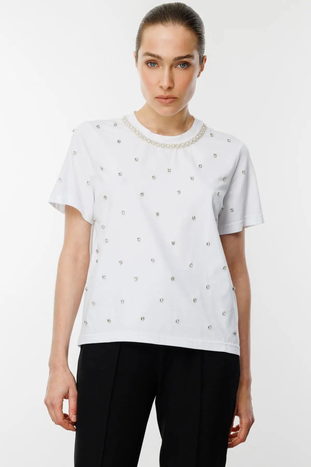 56314 ONTEKS TAŞLI YAKASI İNCİ DETAYLI KISA KOL BLUZ