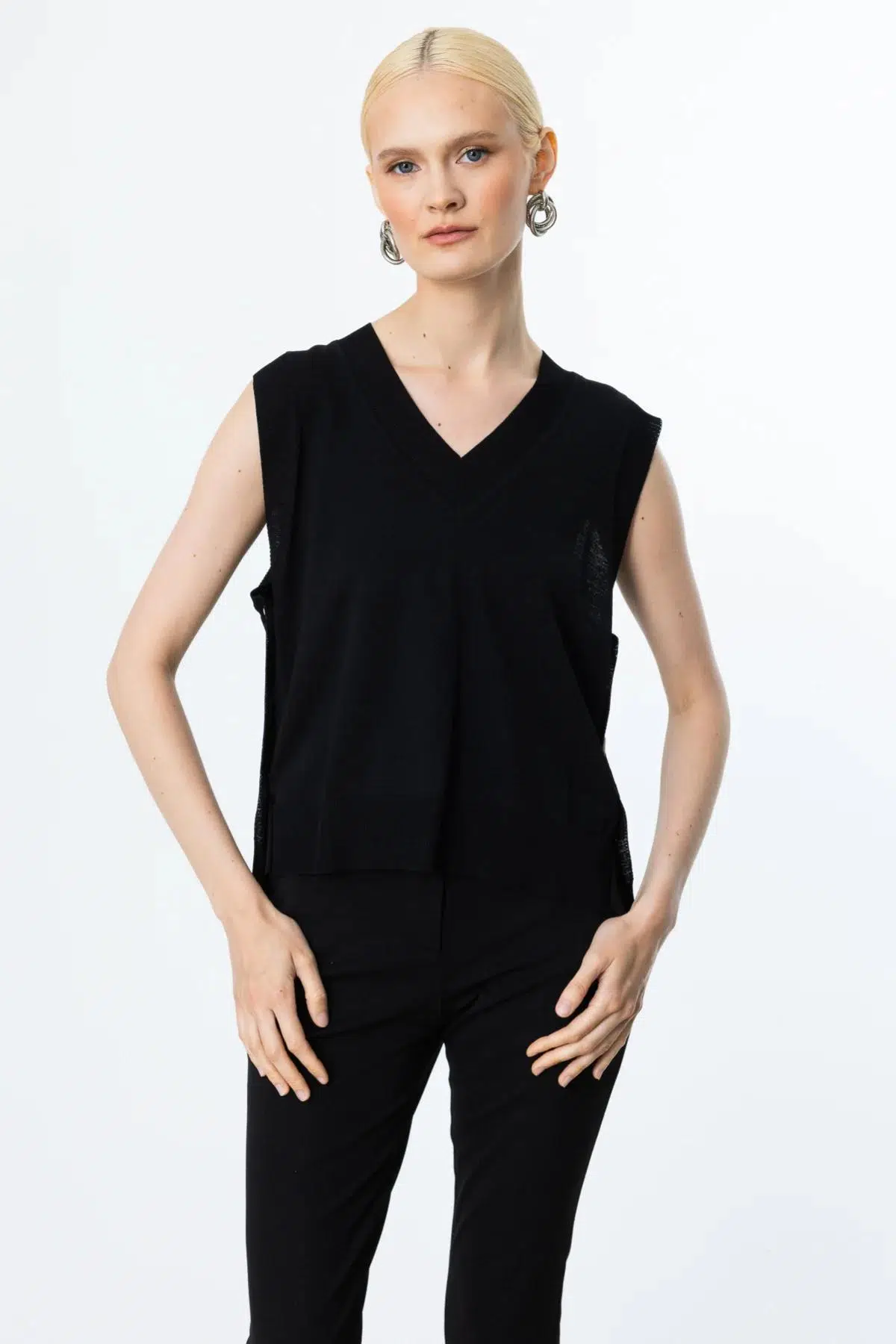 59305 ONTEKS V YAKA YANI DÜĞMELİ SÜVETER