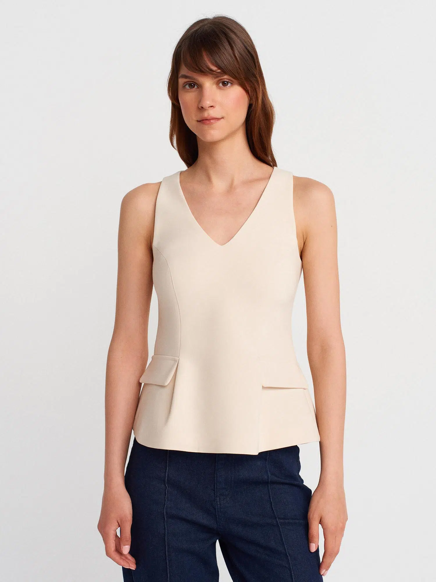 60584 DİLVİN YAKALI KOLSUZ TOP