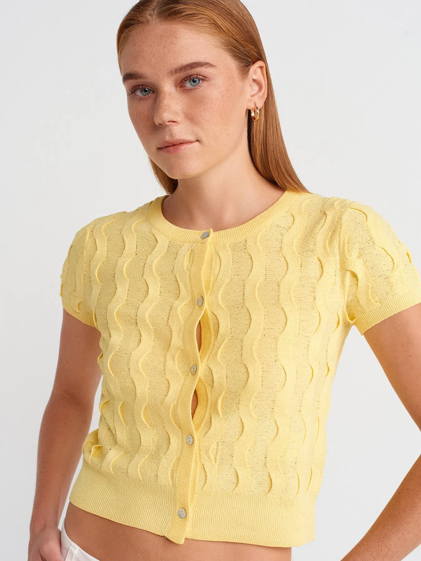 60980 DİLVİN BİSİKLET YAKA DOKULU DÜĞMELİ TRİKO HIRKA