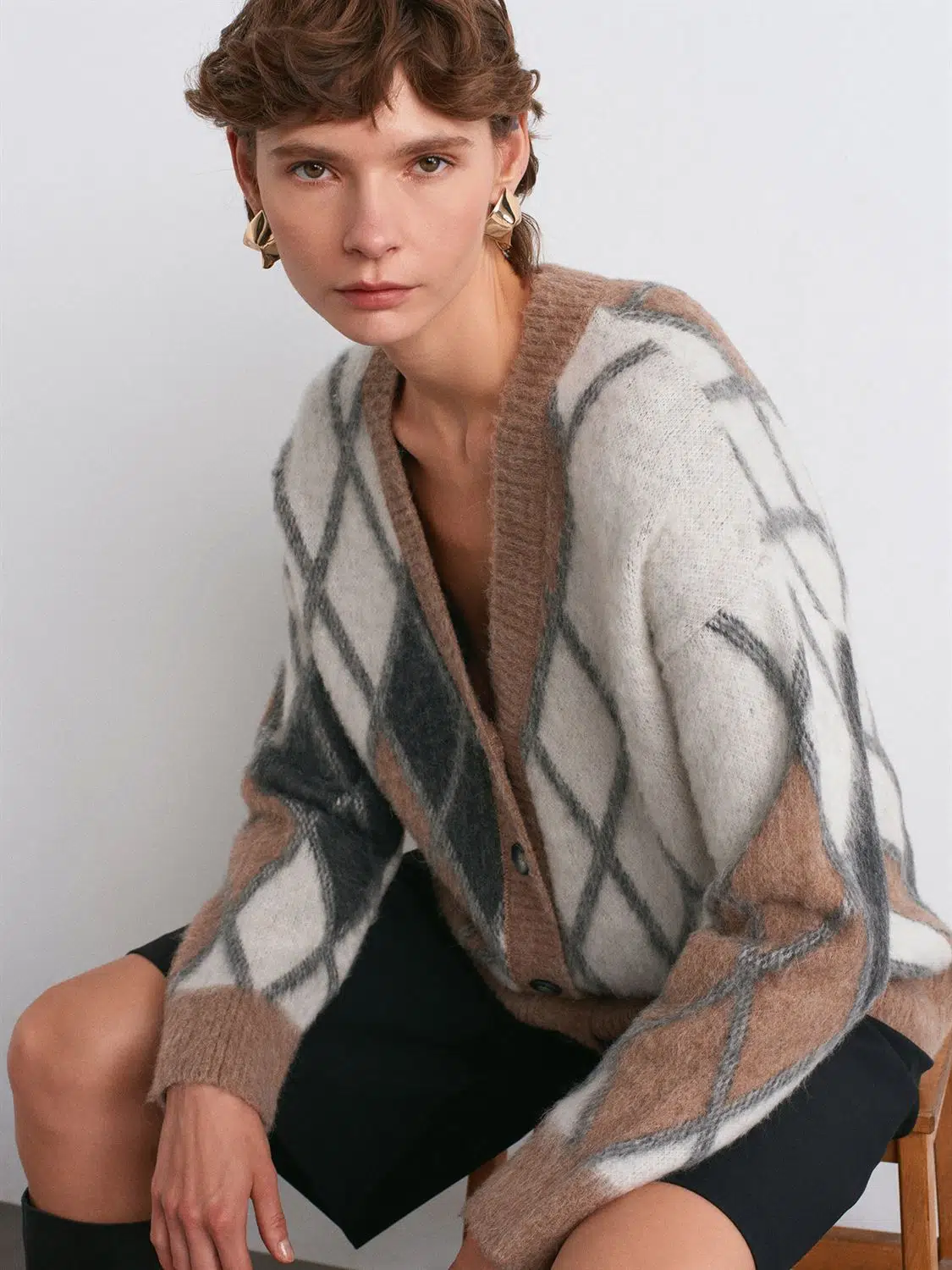 60989 DİLVİN V YAKA BAKLAVA DESENLİ ŞARDONLU TRİKO HIRKA