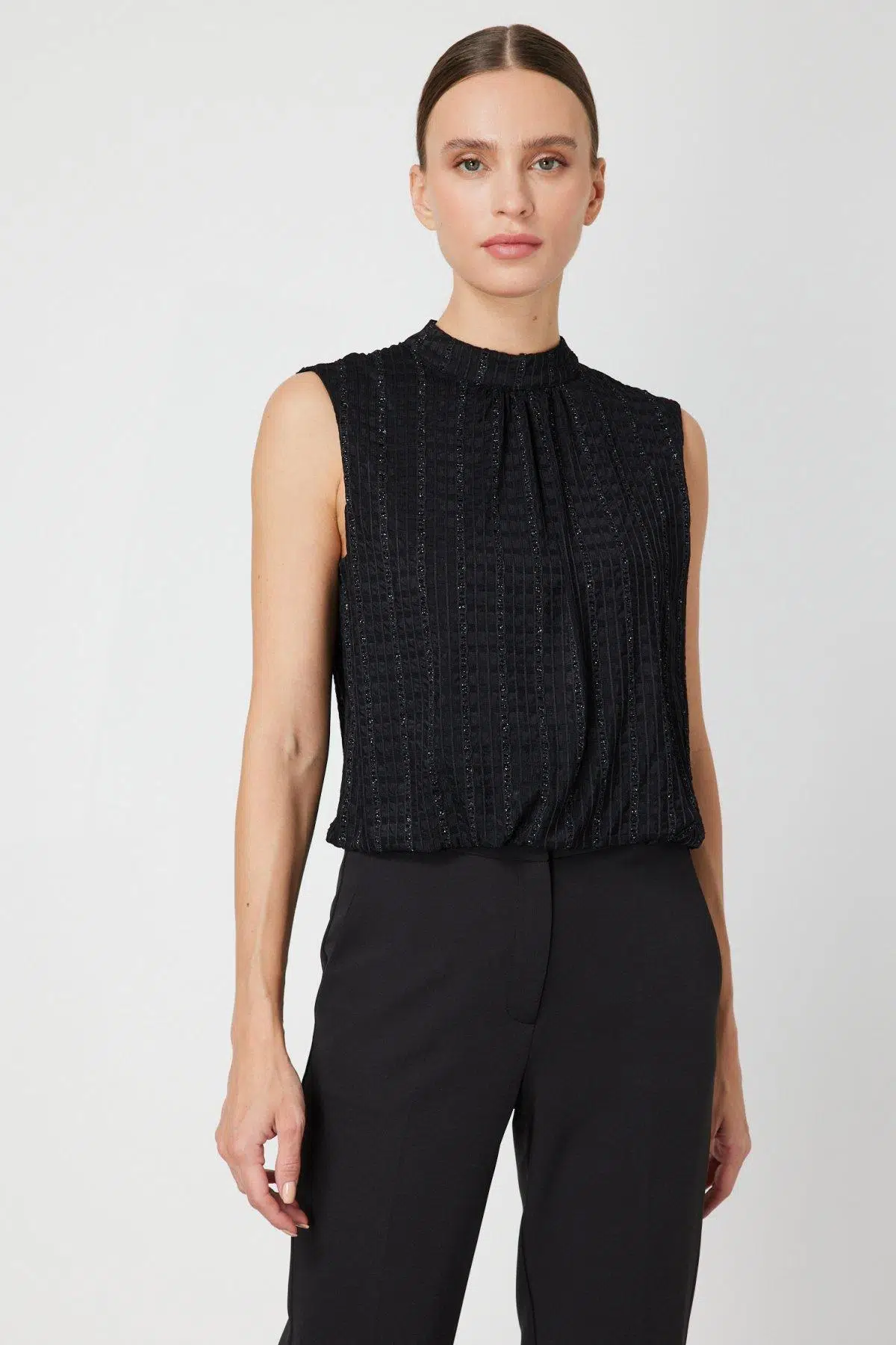 62309 ONTEKS BLUZ KOLSUZ DİK YAKA BALON