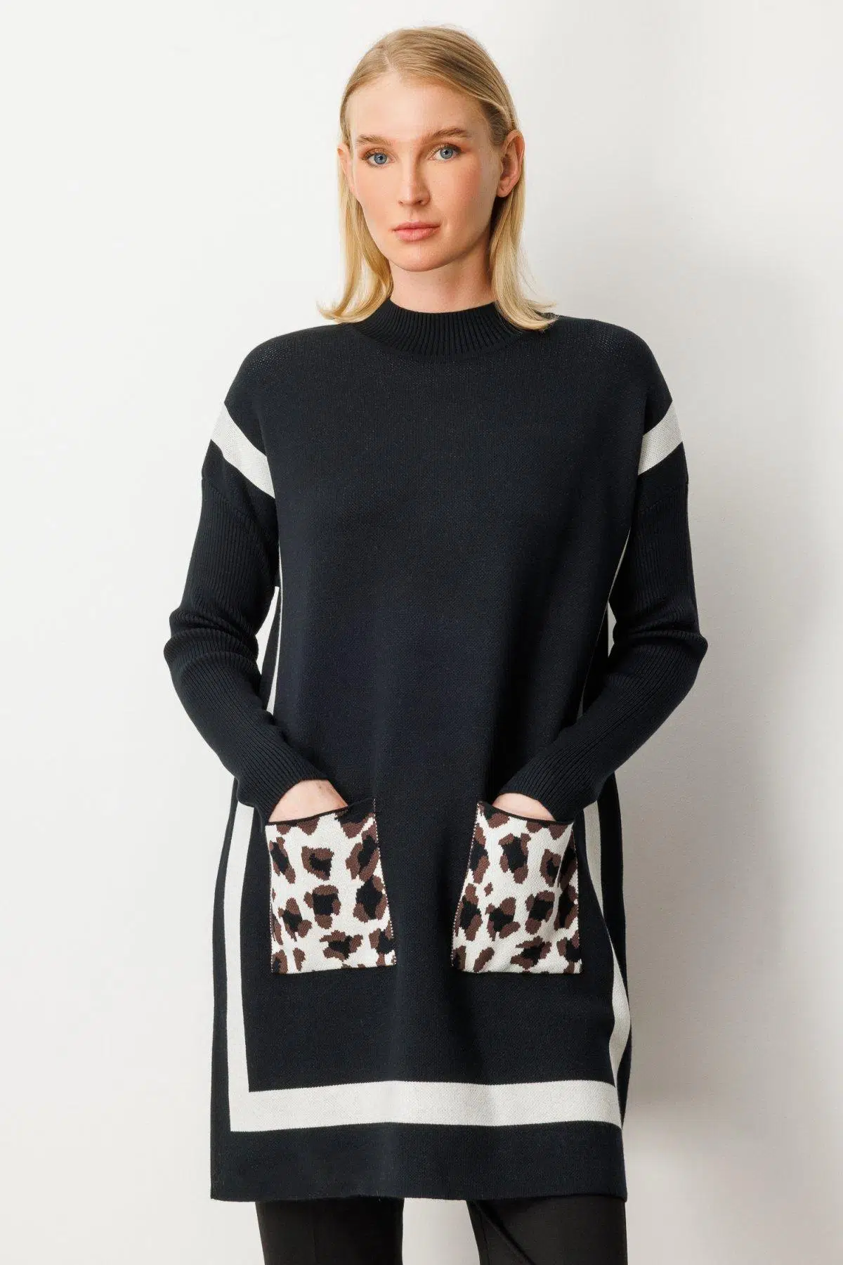 65323 ONTEKS DİK YAKA CEBİ DESENLİ TUNİK