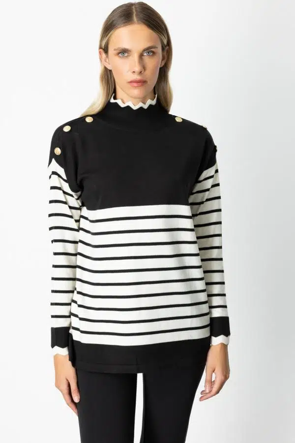 65392 ONTEKS KAZAK OMUZU DÜĞMELİ YAKASI ZİGZAG ÇİZGİLİ