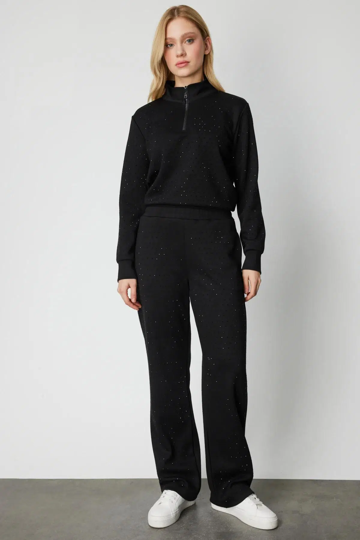 66365 ONTEKS EŞF. ALT TAMAMI TAŞLI BOL PAÇA