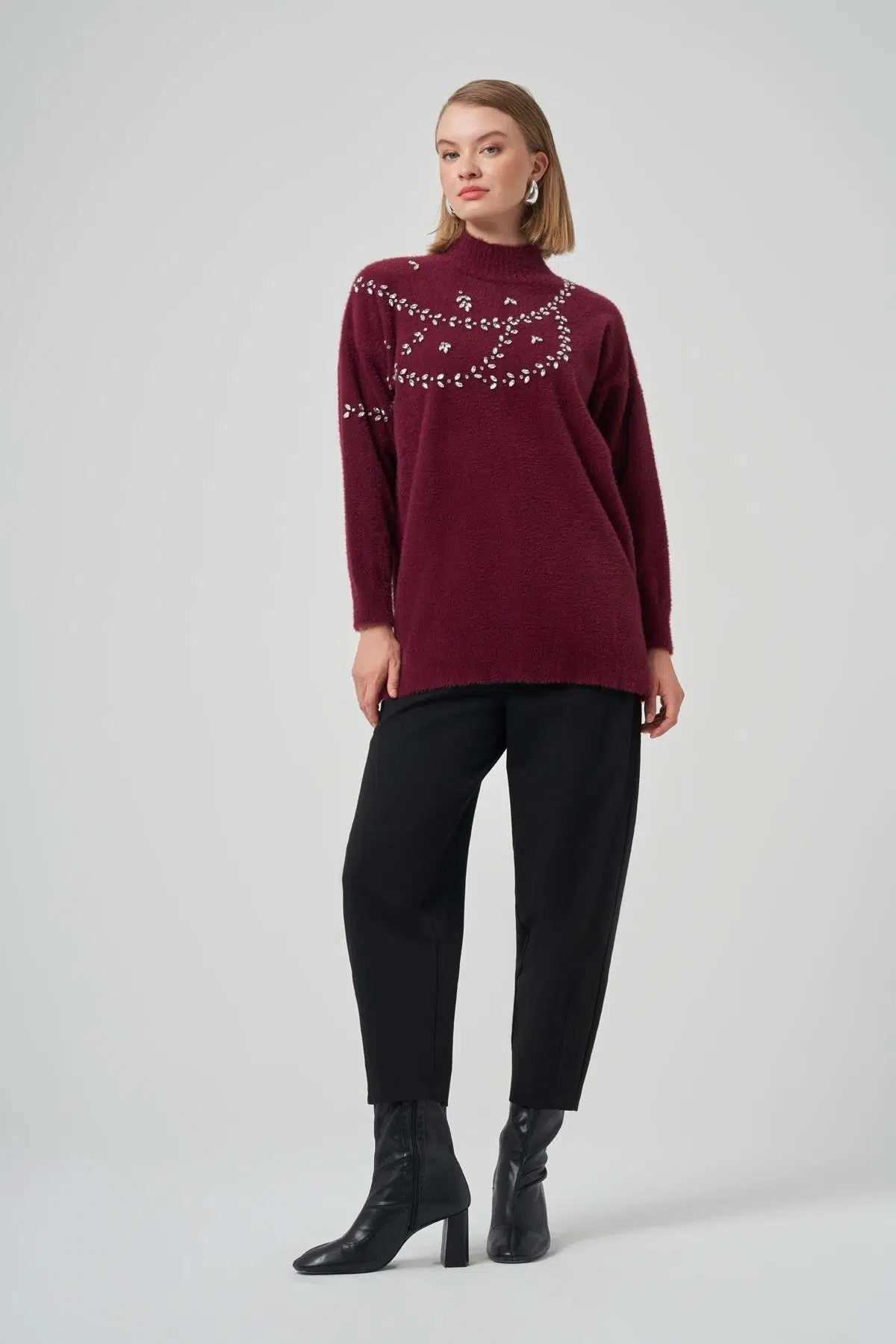 7002 NUSS TAŞ İŞLİ PELUŞ TUNİK