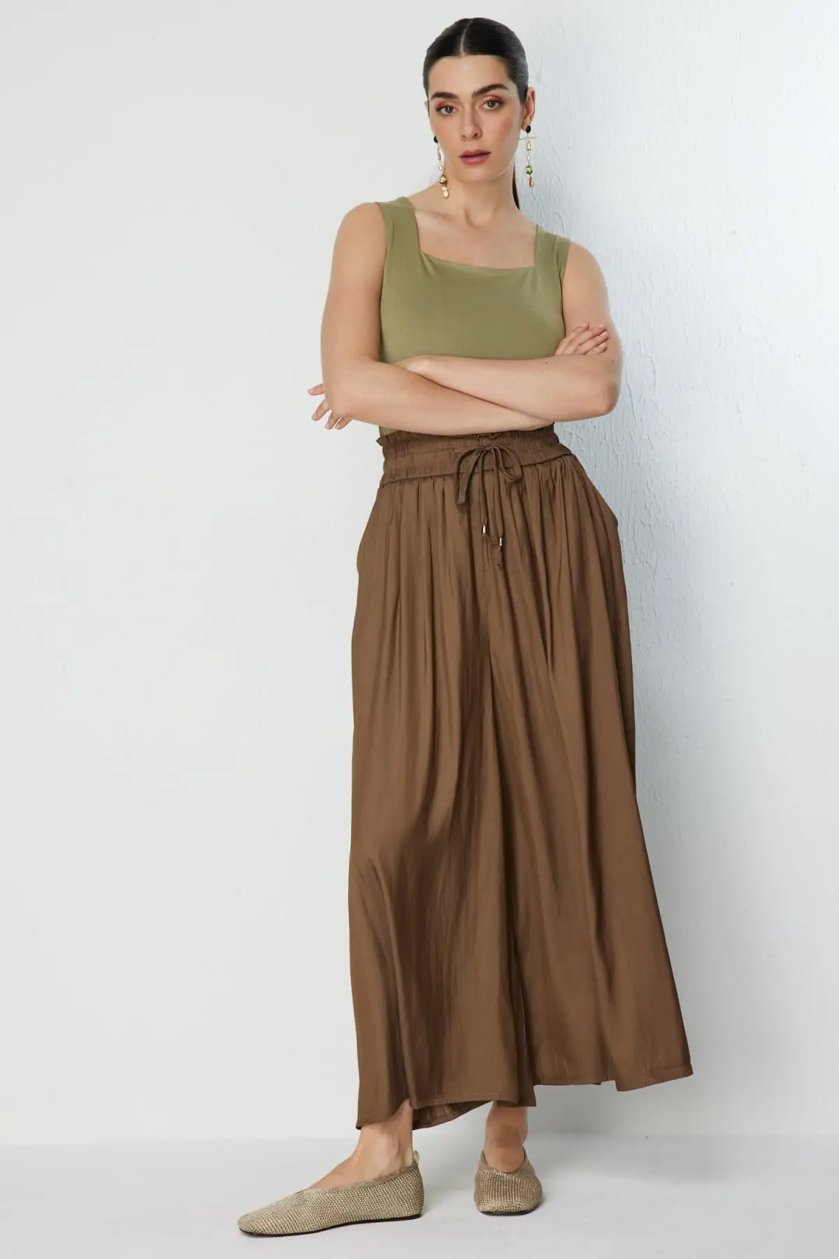 70136 ONTEKS YÜKSEKBEL LASTİKLİ BOL PANTOLON - KAHVE