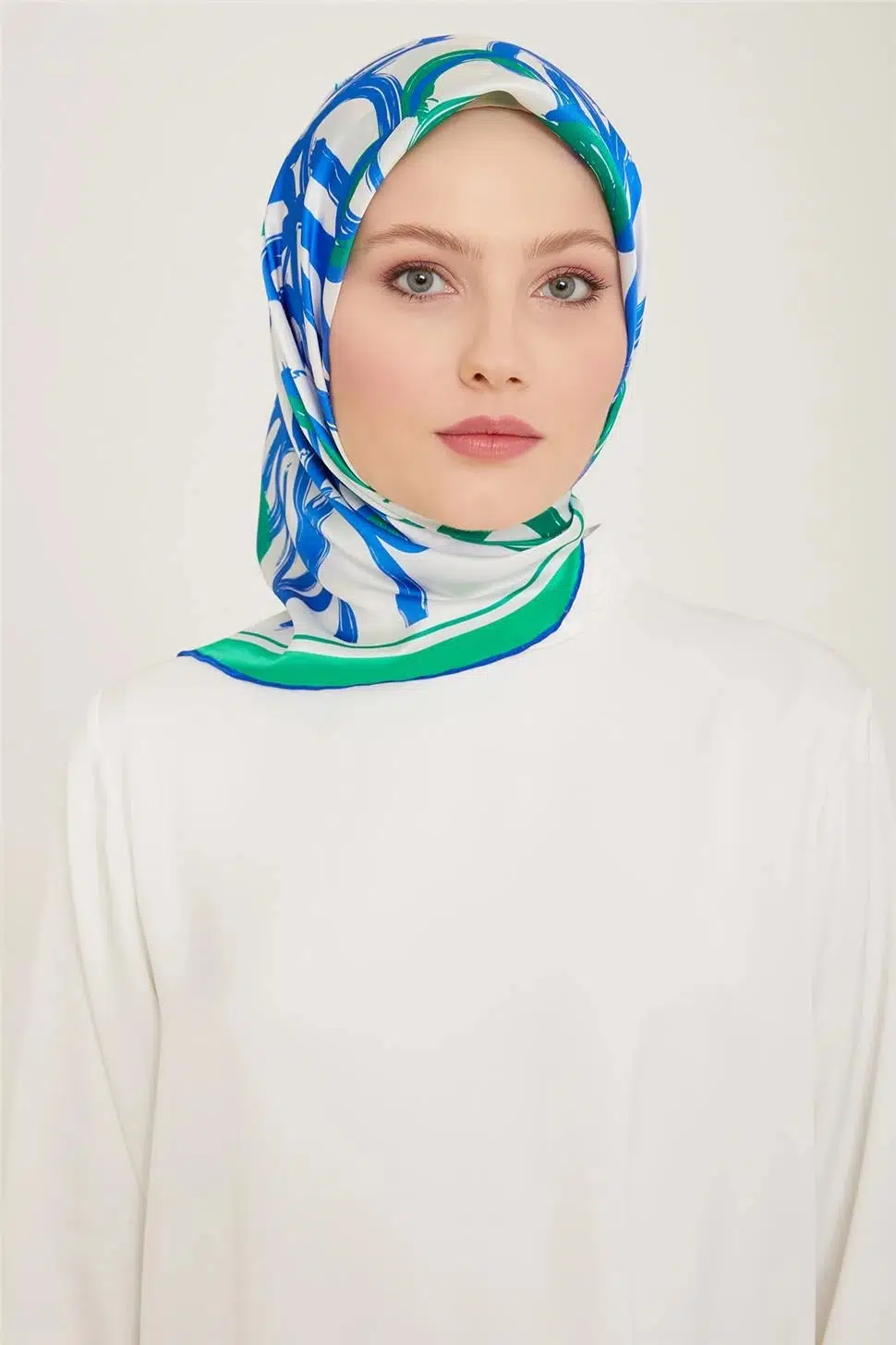 9123 ARMİNE EŞARP - 54