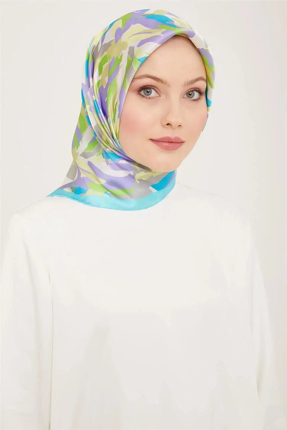 9140 ARMİNE EŞARP - 53