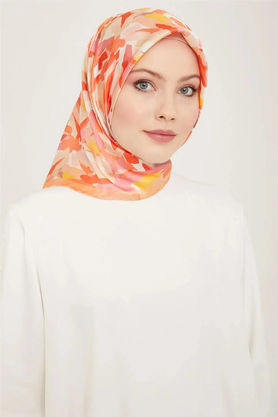 9140 ARMİNE EŞARP - 50
