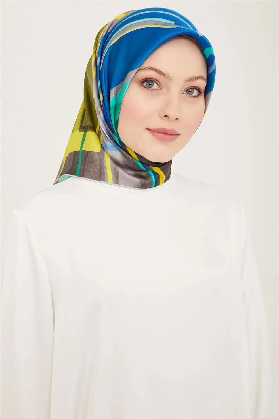 9147 ARMİNE EŞARP - 53