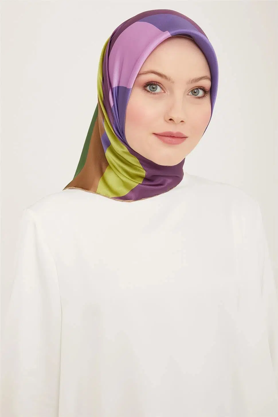 9148 ARMİNE EŞARP - 02