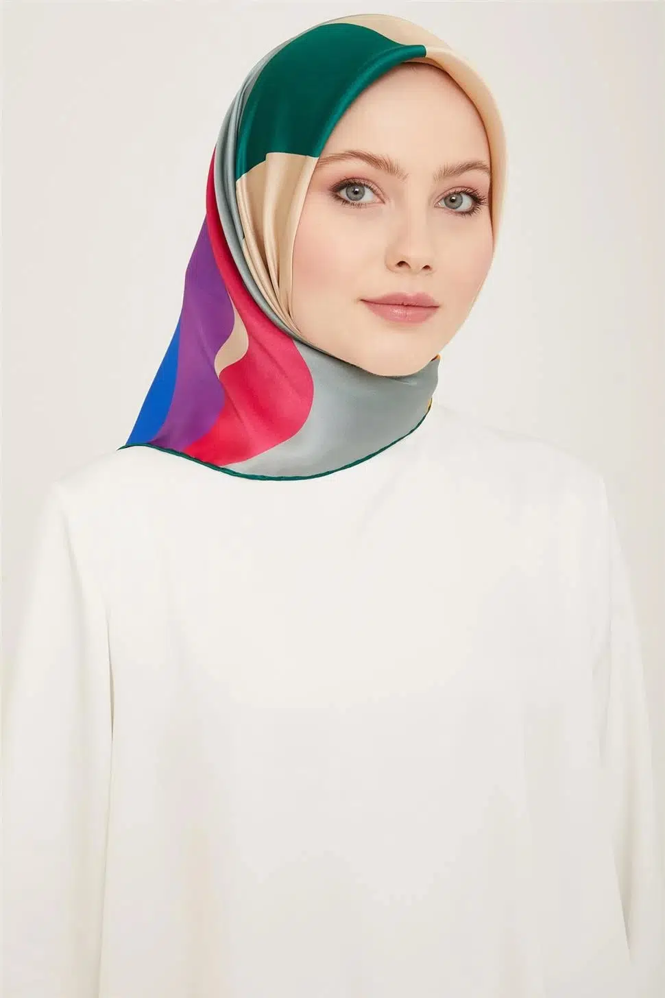 9148 ARMİNE EŞARP
