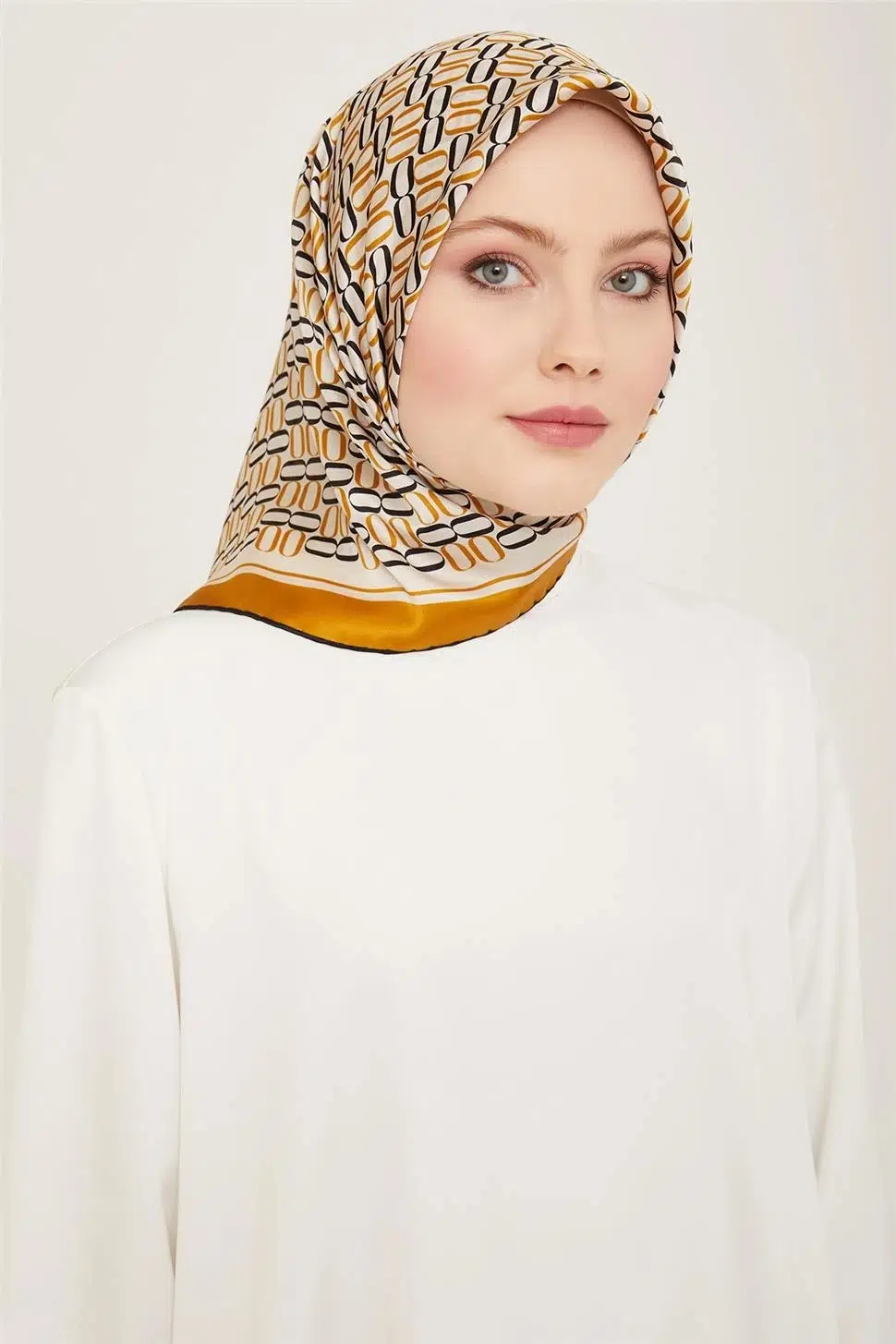 9149 ARMİNE EŞARP - 04