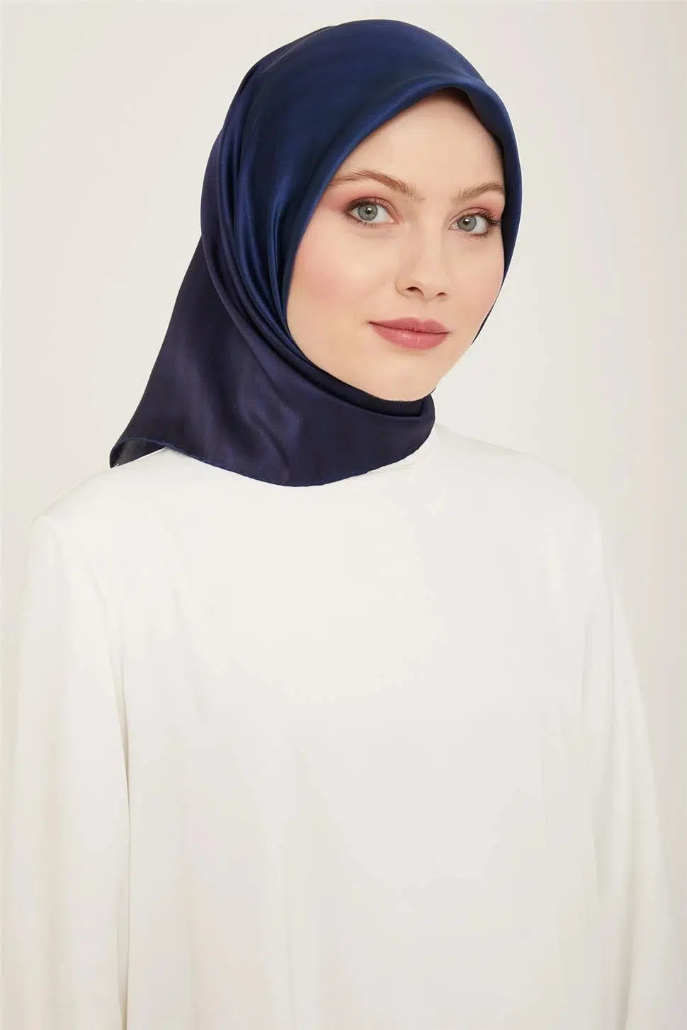 9150 ARMİNE EŞARP - 93
