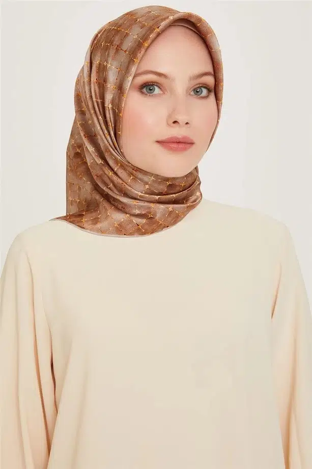 9259 ARMİNE EŞARP - 82