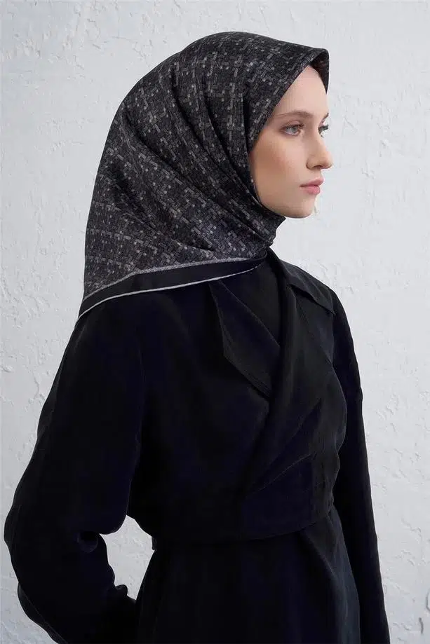 9405 ARMİNE EŞARP - 84