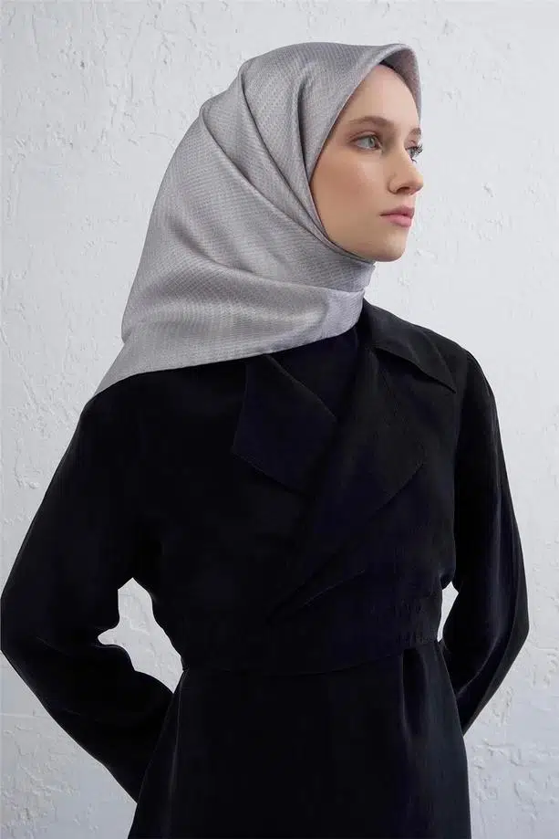 9415 ARMİNE EŞARP - 06