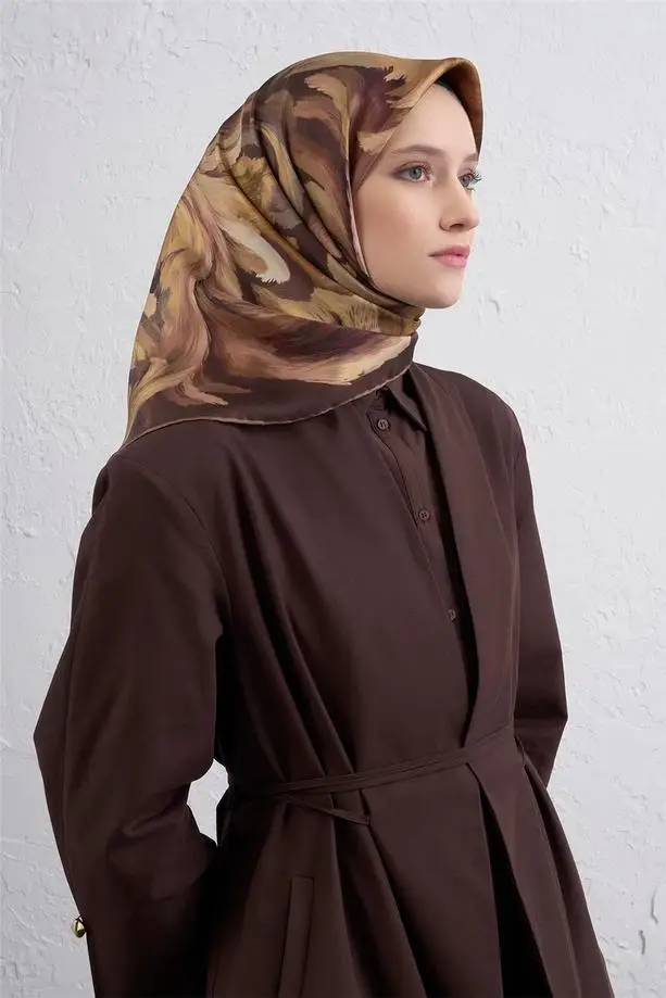 9423 ARMİNE EŞARP