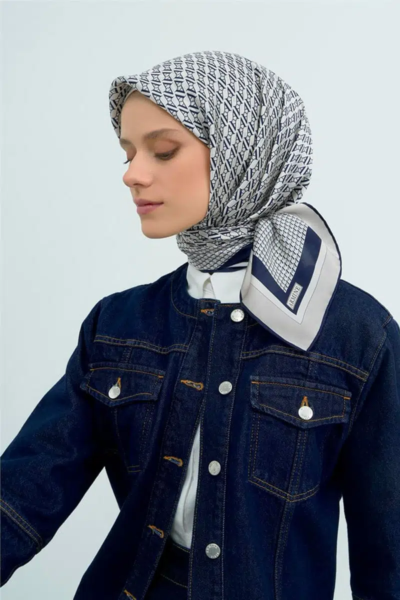 9502 AEMİNE SAF İPEK EŞARP - 01