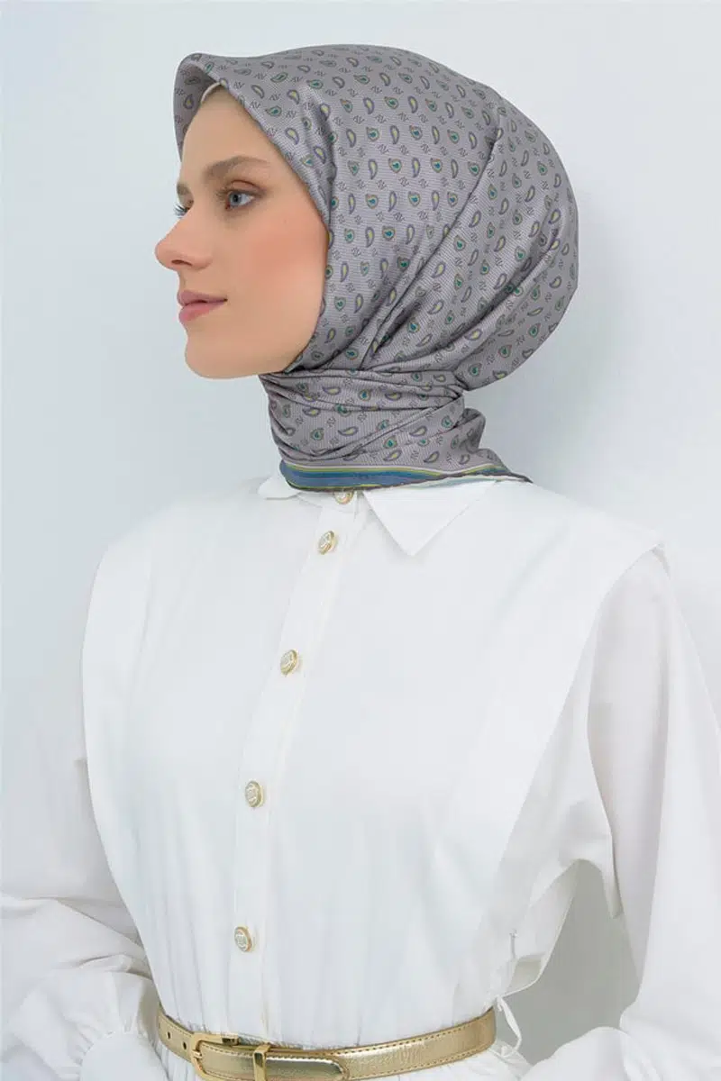 9548 ARMİNE SAF İPEK EŞARP