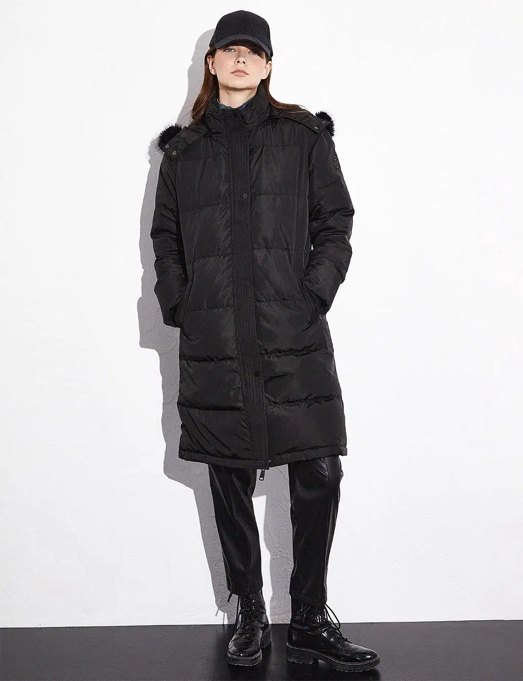 KA-A23-27008 KAYRA KAZ TÜYÜ MONT - SİYAH