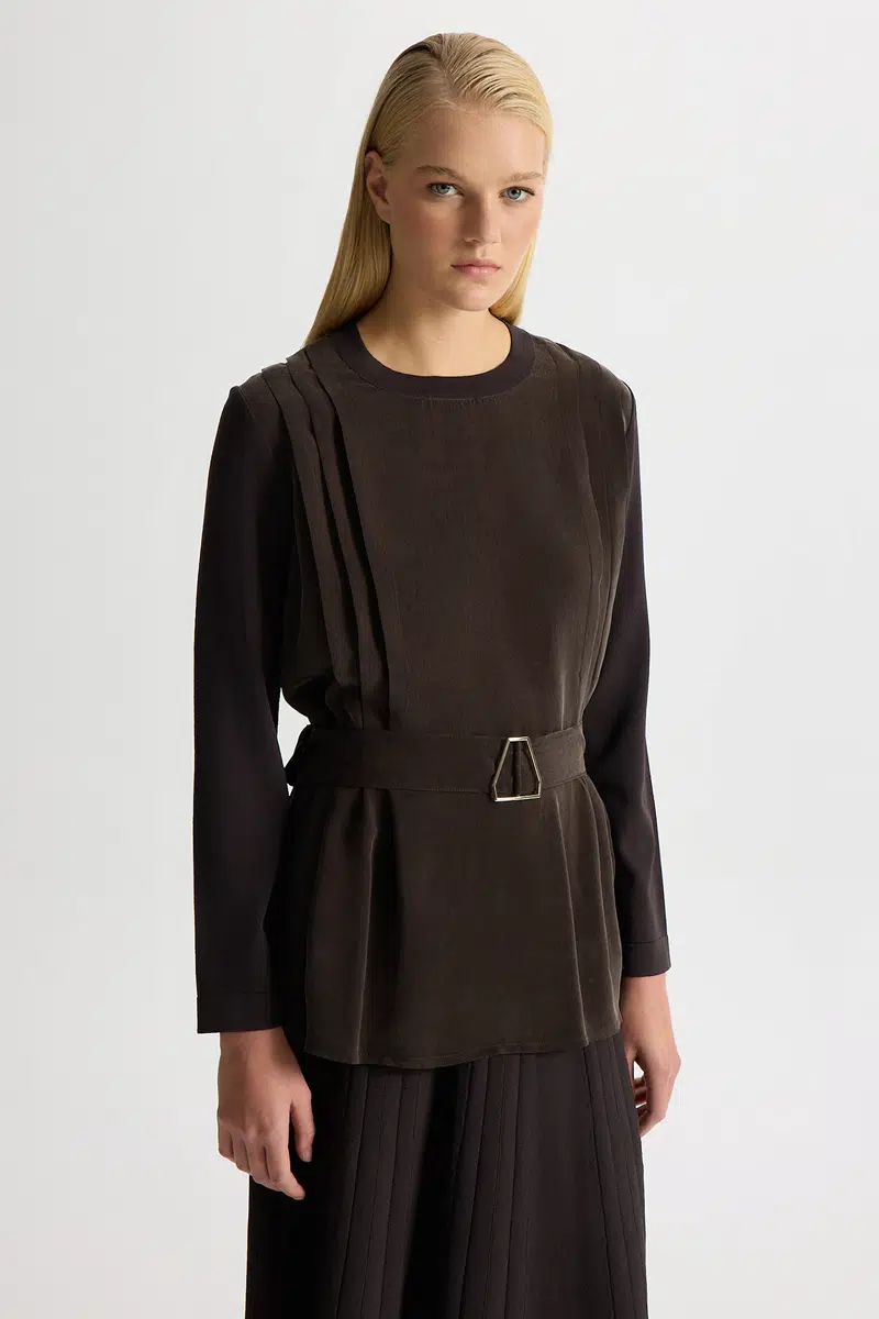 T26Y-6003 MISSDALIDA KEMERLİ PİLE DETAYLI CUPRO TUNİK